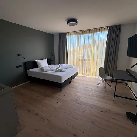 New Age Boardinghaus Apartamento *